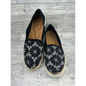 Clarks Collection Women Black Floral Embroidered Slip On Espadrille Size 9.5M